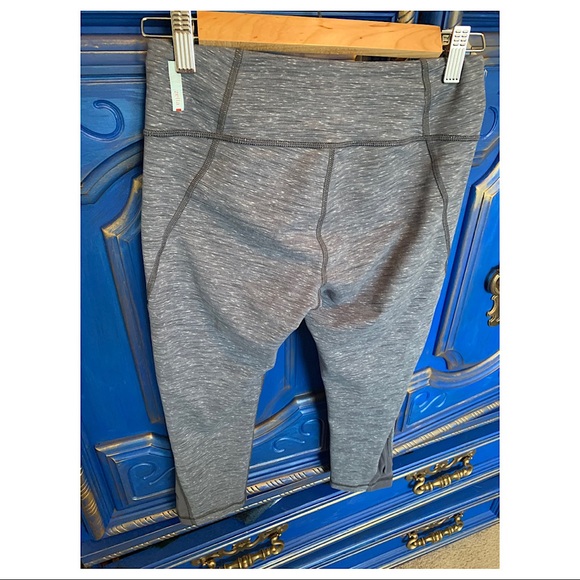 Zella Small Workout Pants Gray/Blue Capri Athletic - Picture 2 of 2